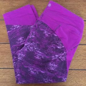 Athleta Capri length work out gear SZ L